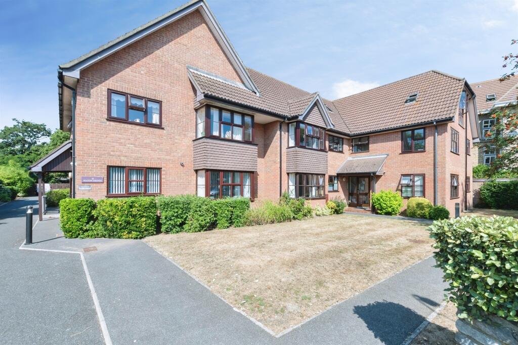Main image of property: Stourwood Avenue, BOURNEMOUTH