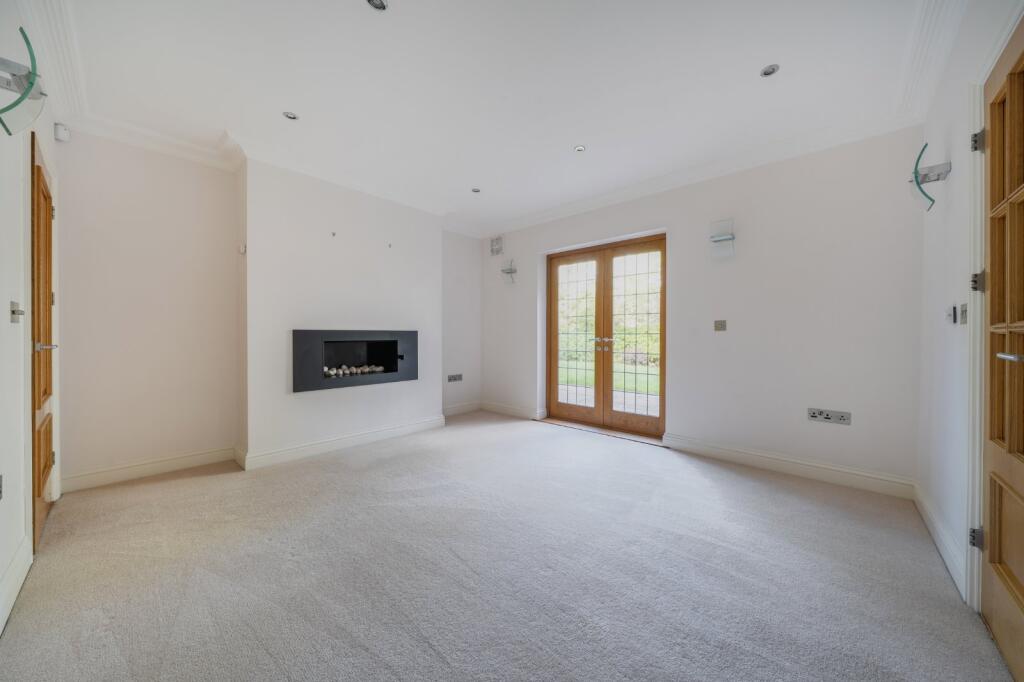 House in Sevenoaks - View 4
