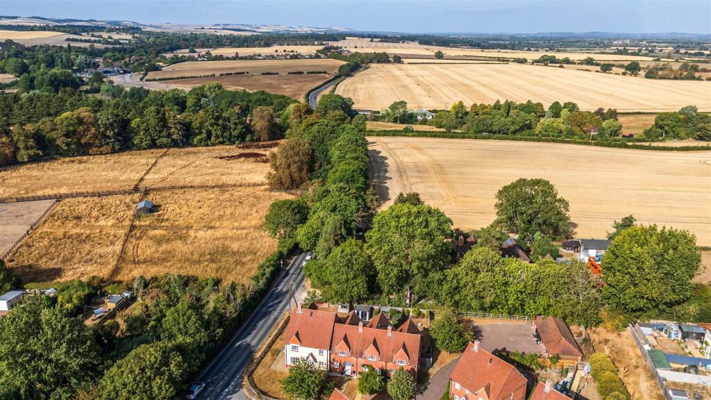 Main image of property: Portway Close, East Hendred, Wantage, Oxfordshire OX12