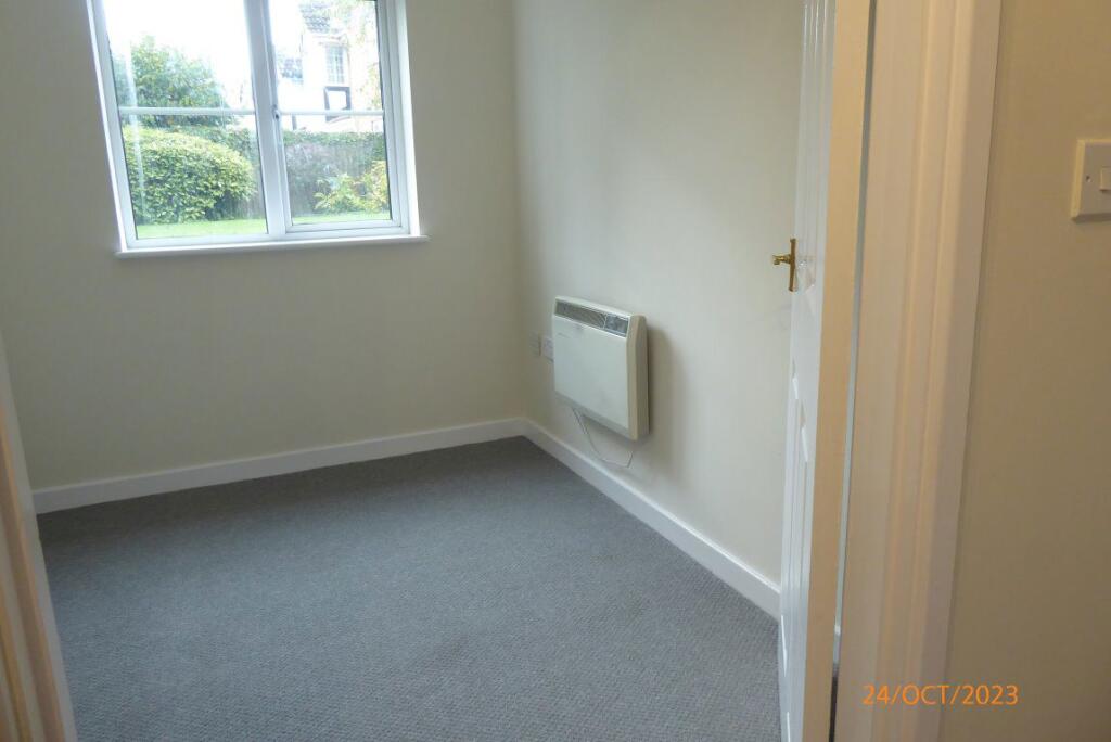 Apartment in Northampton, West Northamptonshire - View 5