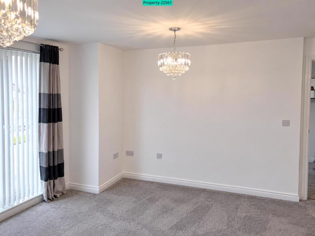 Apartment in Leeds, West Yorkshire - View 3