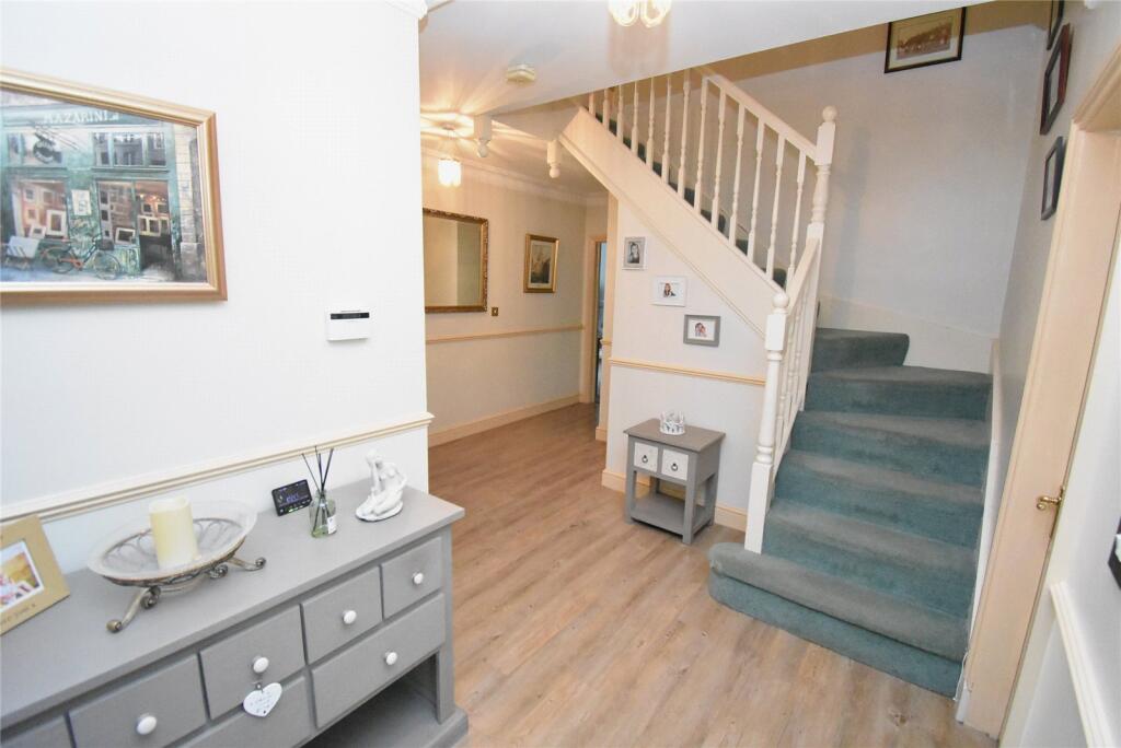 House in Toddington, Central Bedfordshire - View 5