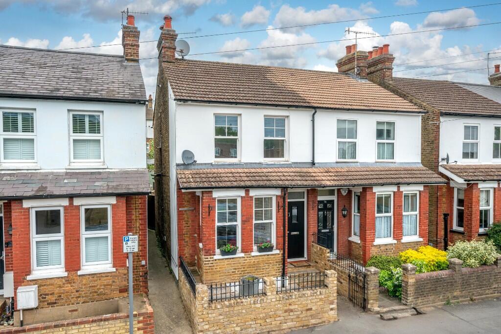 Main image of property: Kingsland Road, Boxmoor Village, Hemel Hempstead, Hertfordshire, HP1