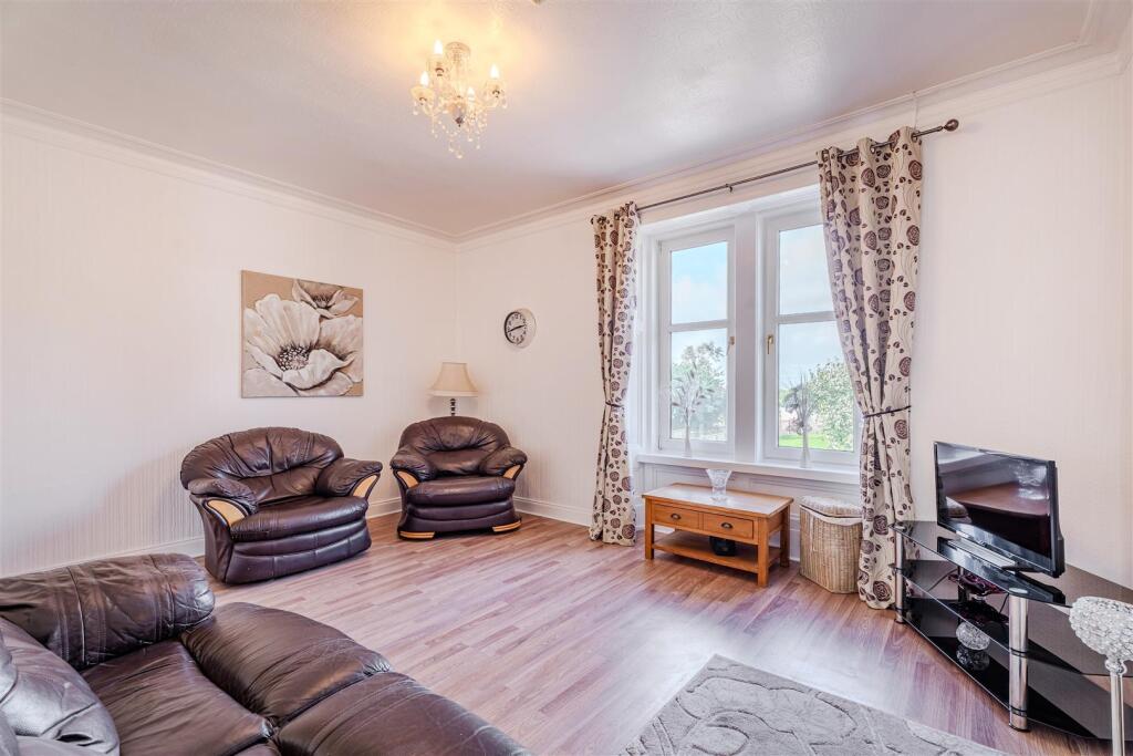 Apartment in Motherwell, North Lanarkshire - View 3