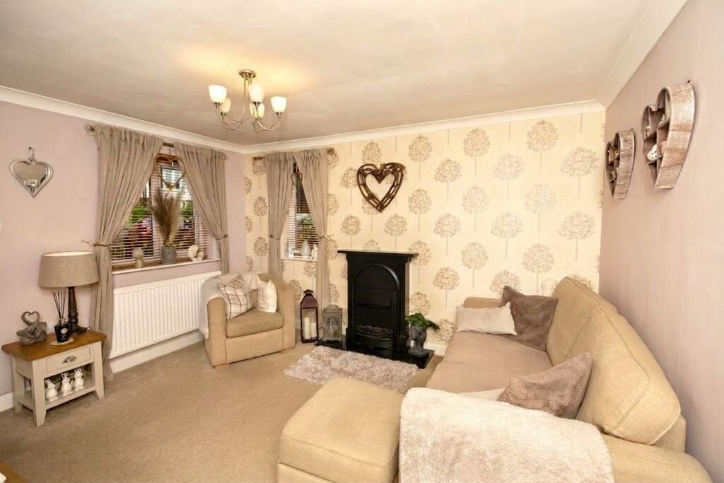 House in York - View 2