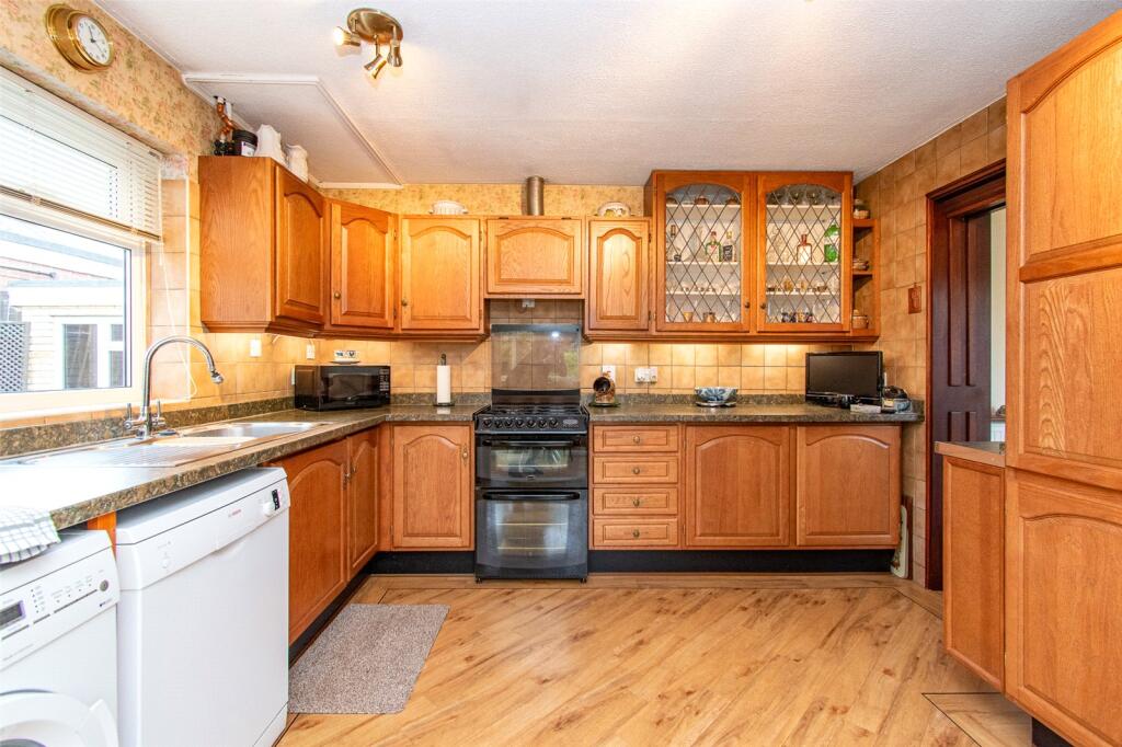 Additional image 8 of Forefield, St. Albans, Hertfordshire, AL2