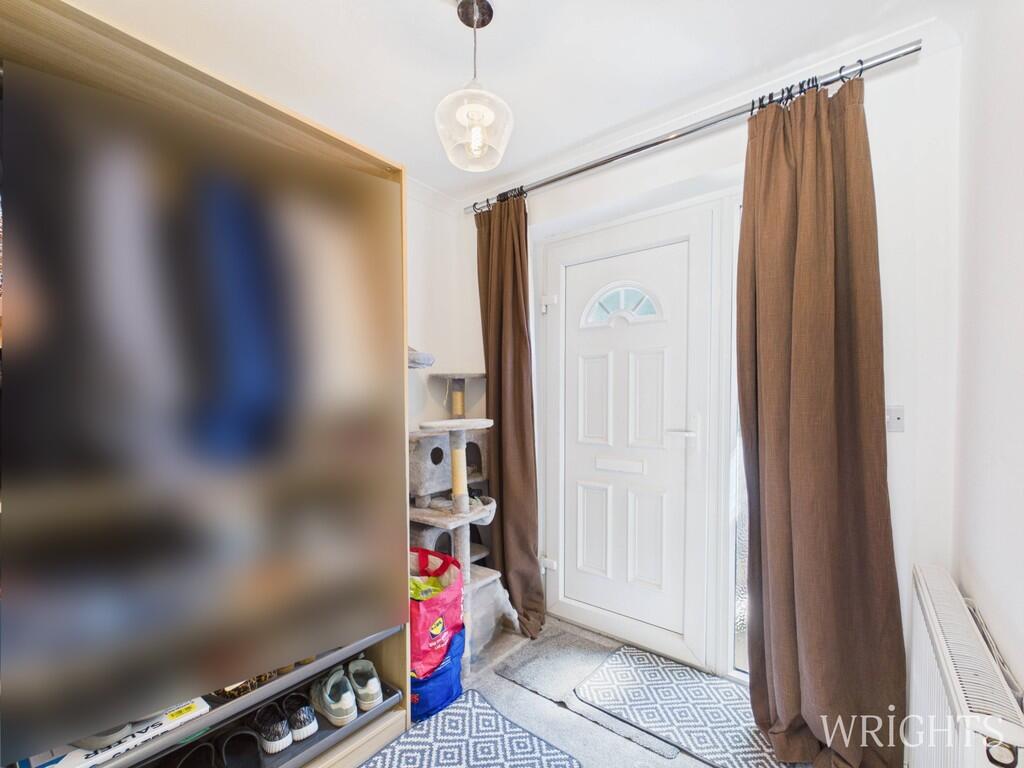 House in Welwyn Hatfield, Hall Grove - View 2