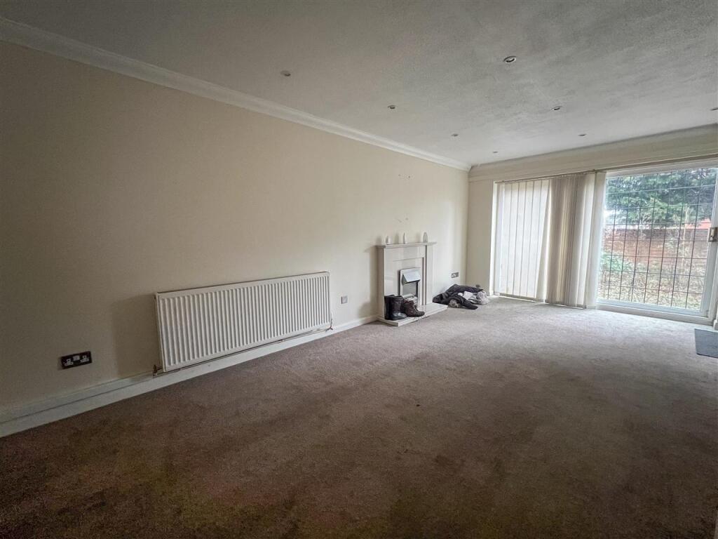 Additional image 4 of Dove Close, Birmingham