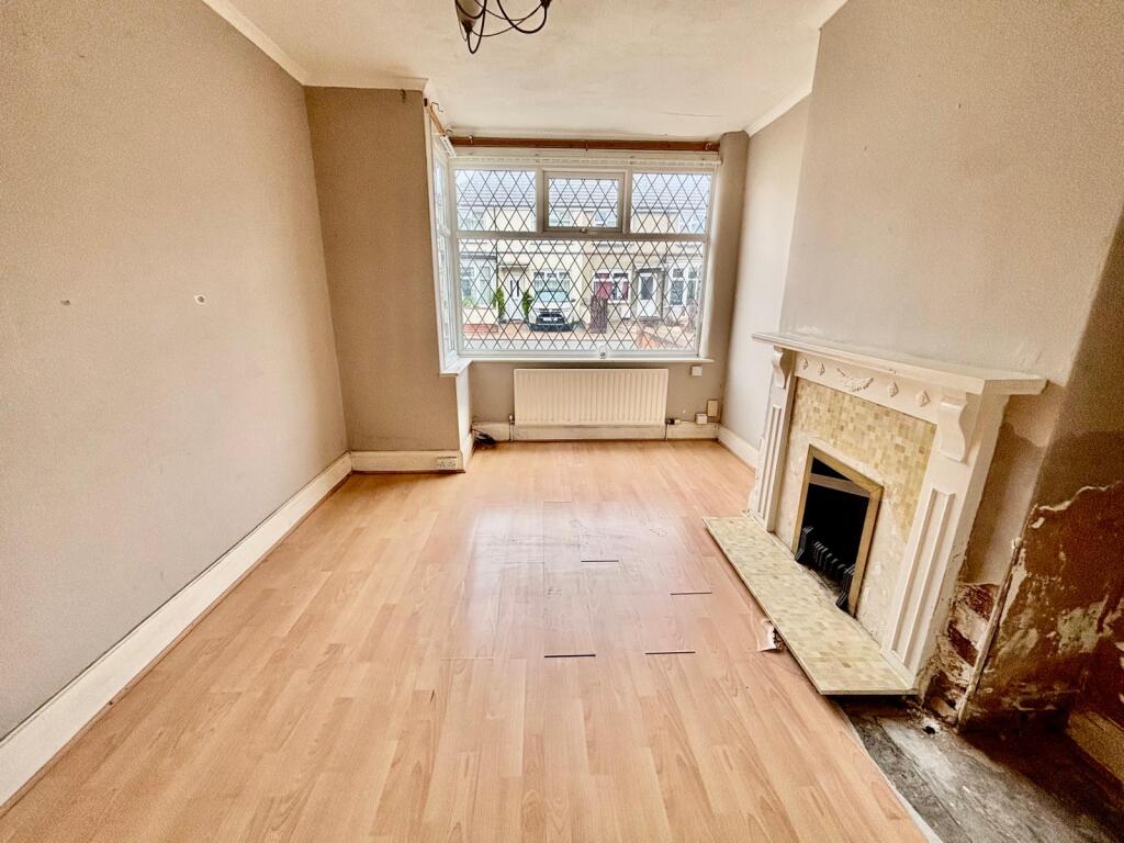 House in Doncaster - View 4