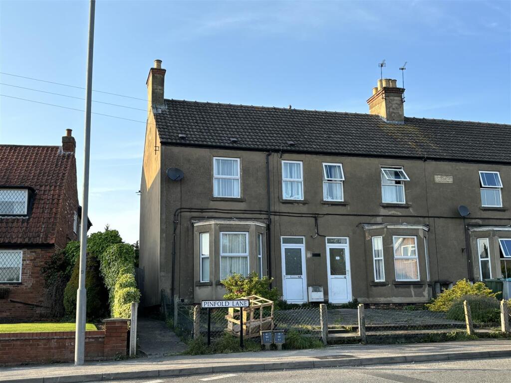 Main image of property: Pinfold Lane, Balderton, Newark
