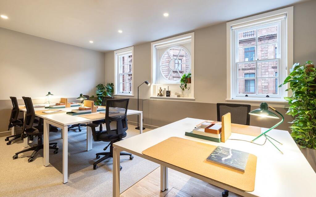 12 Hans Rd  office 2.jpg