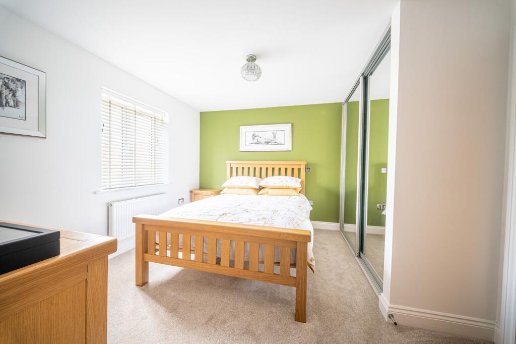 House in Southampton - View 5