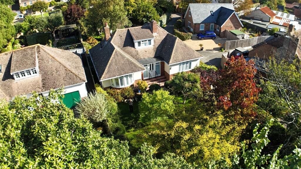 Main image of property: Barnes Lane, Milford on Sea, Lymington, Hampshire, SO41
