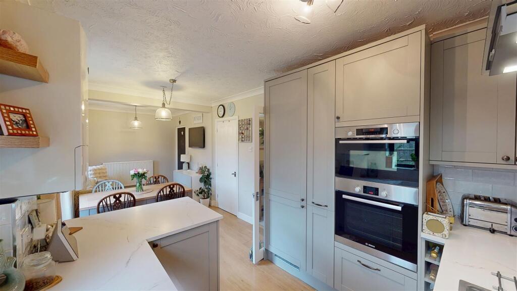 House in Milton Keynes, Monkston, Kents Hill, Monkston and Brinklow - View 5