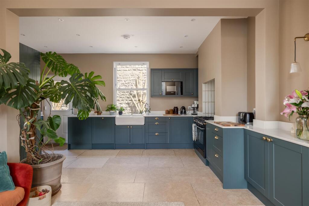 House in York - View 5