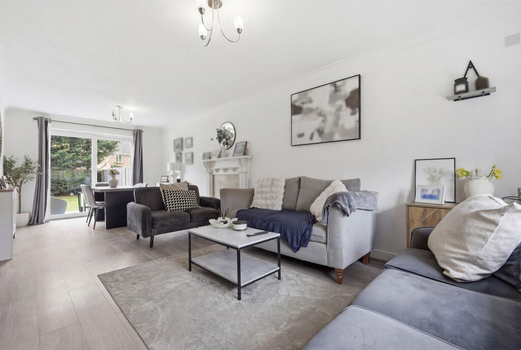 Main image of property: Wedgwood Way, Ashingdon, Rochford, SS4 3AS