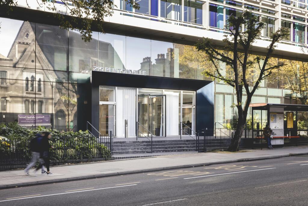 210 Pentonville  arrival.jpg