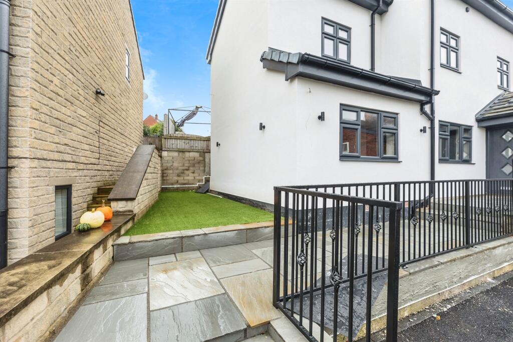 Additional image 17 of Moorside Road, Drighlington, Bradford