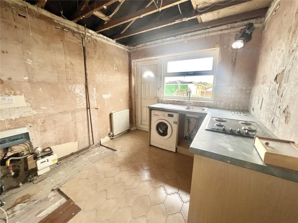 House in Rotherham, Bramley - View 5