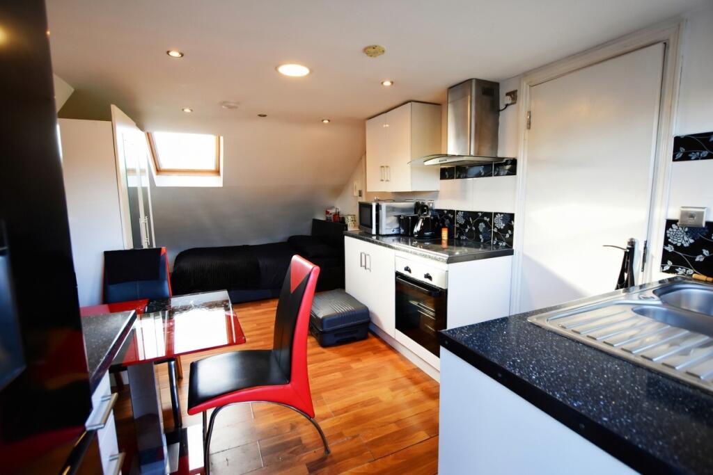 Main image of property: Loft Flat, Goldhurst Terrace, NW6