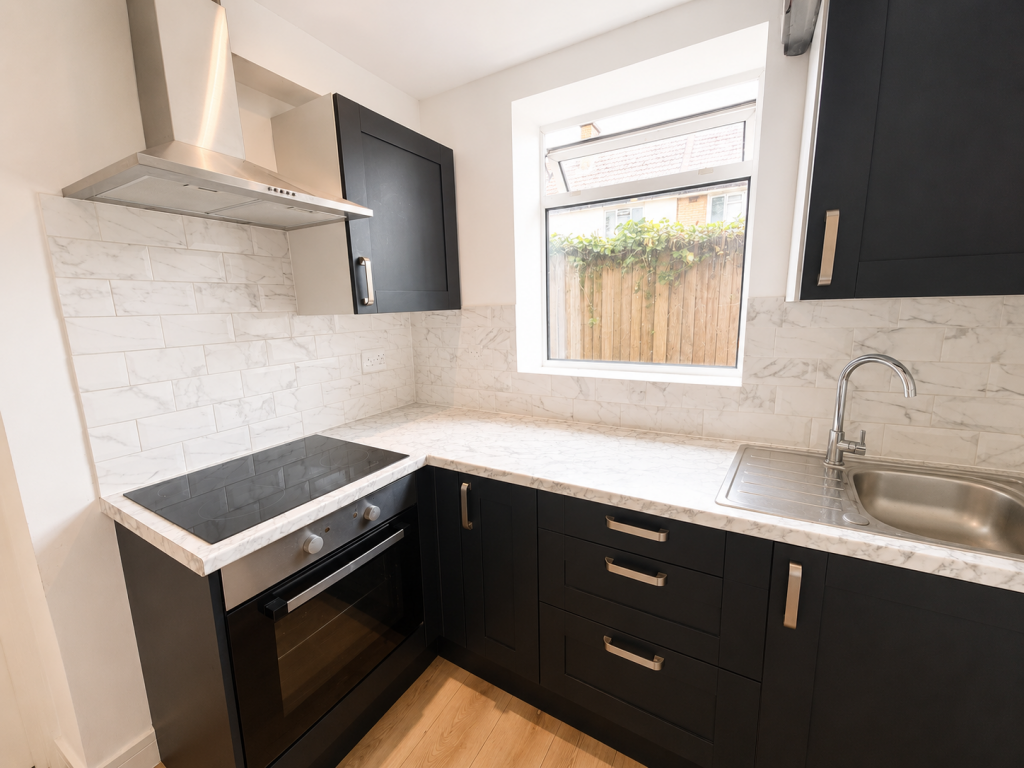 Apartment in Twickenham - View 2