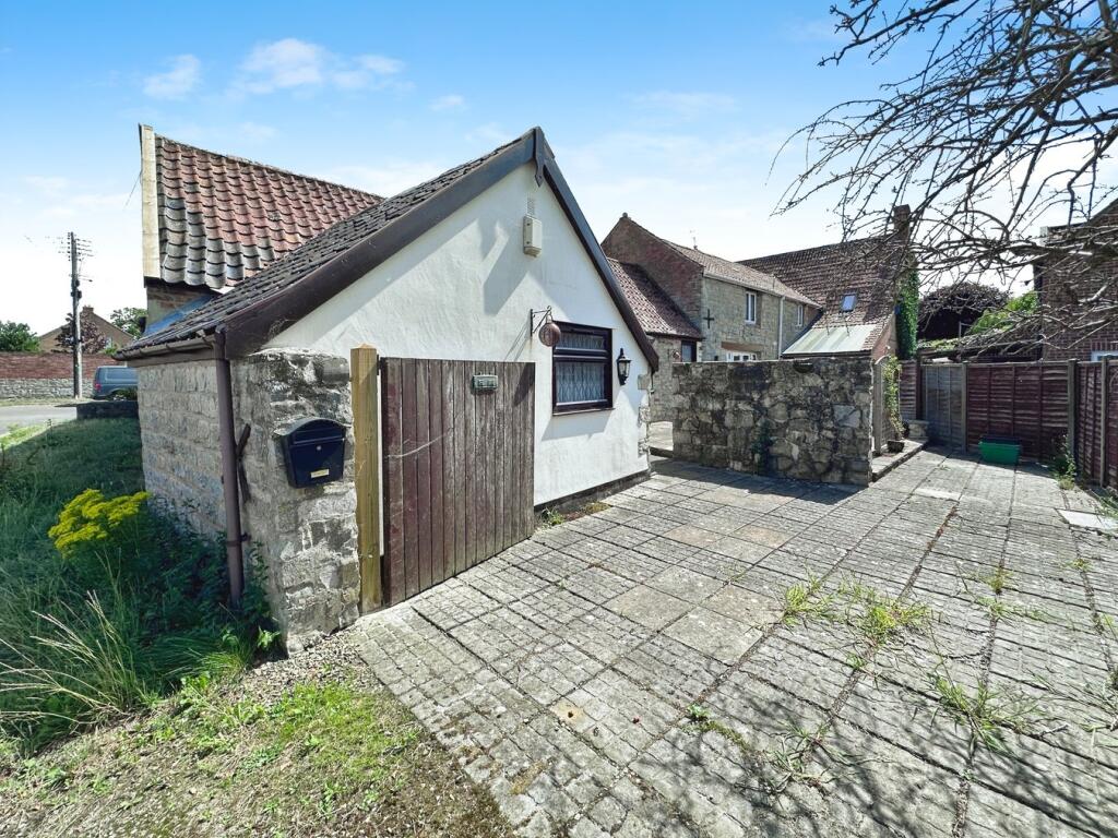 Manor Road, Chedzoy, TA7 photo 2