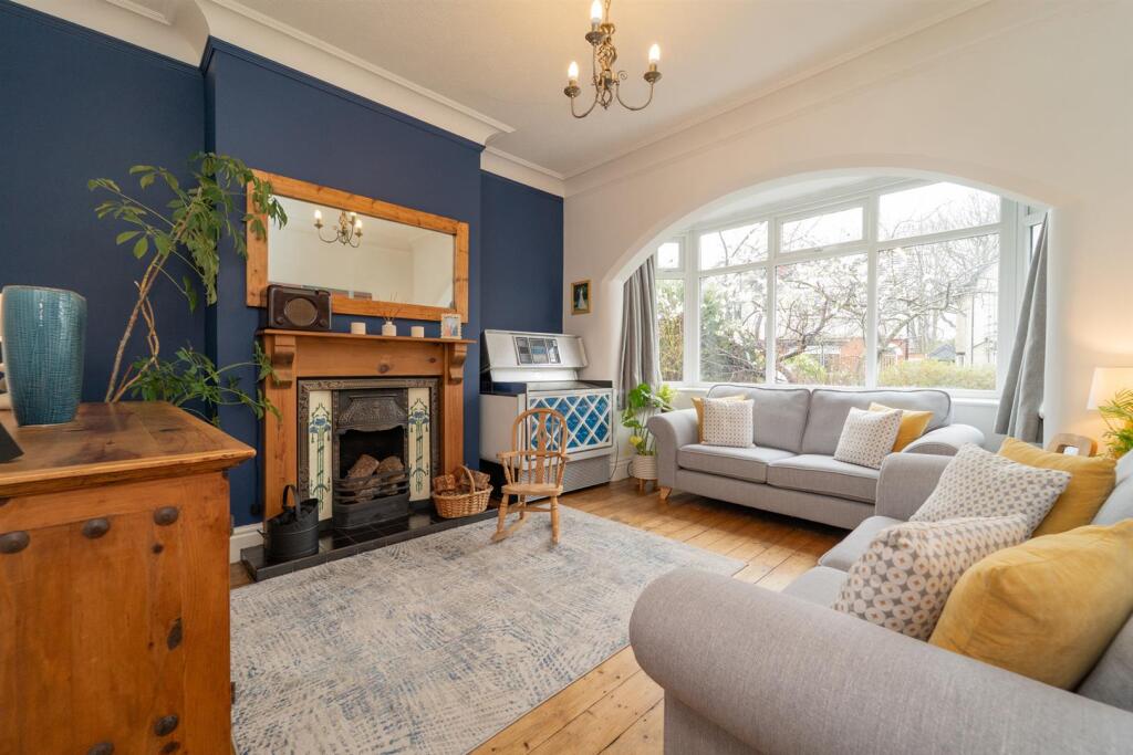 South Drive, Chorltonville photo 3