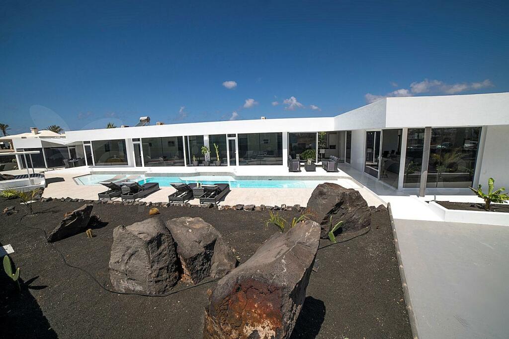 Main image of property: Canary Islands, Lanzarote, Playa Blanca