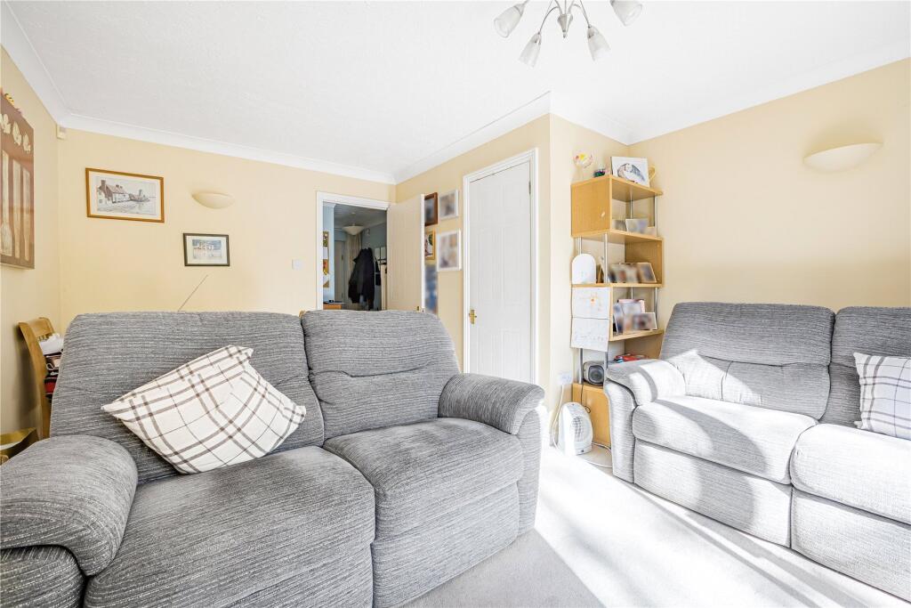 House in Guildford - View 4