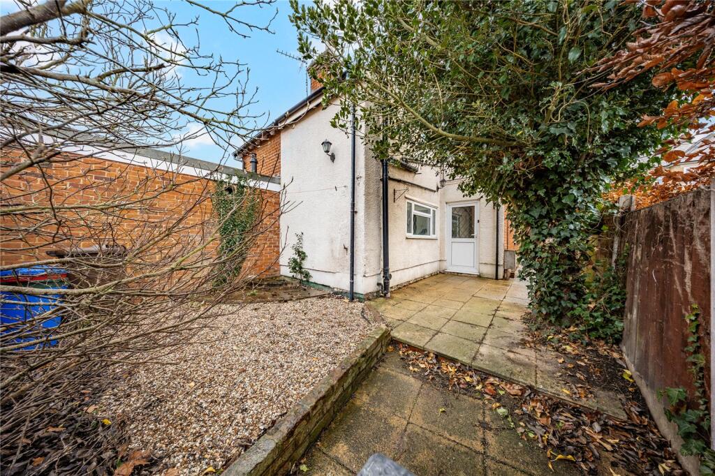Main image of property: Maldon Road, Great Baddow, Chelmsford, Essex, CM2