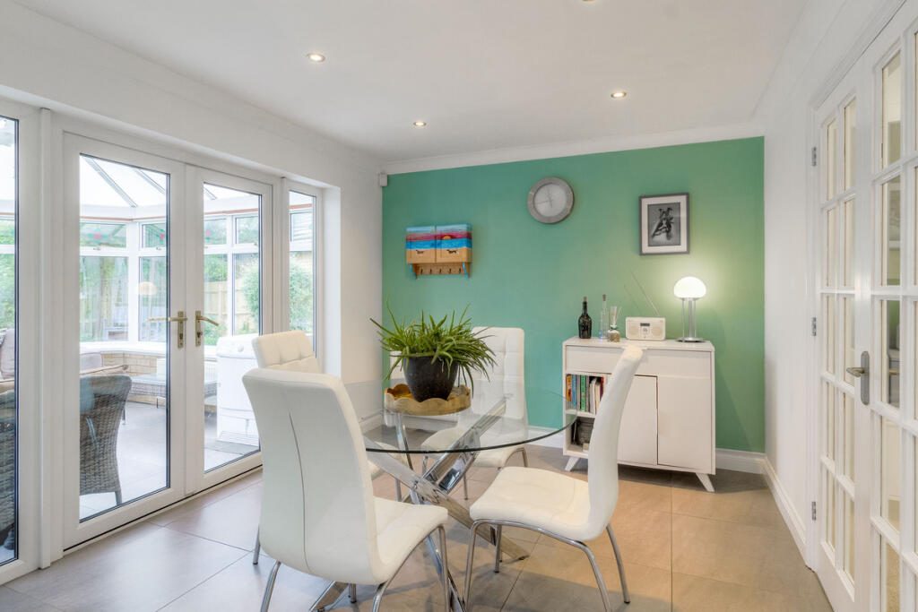 House in Northampton, East Hunsbury - View 4