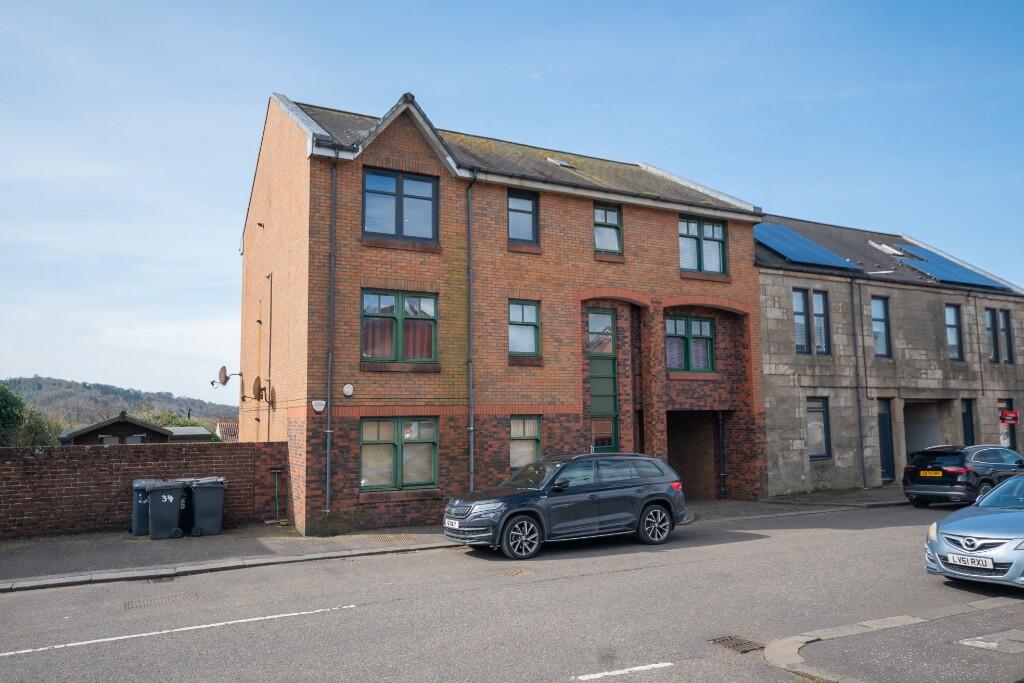 Main image of property: 38 Newtown Street, Glasgow, G65