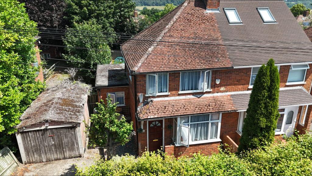 Main image of property: Grasmere Avenue, Tilehurst, RG30