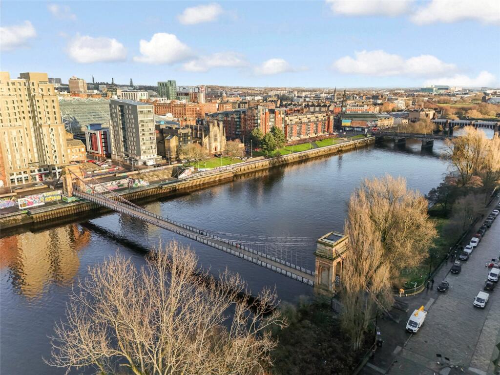 Main image of property: Dunlop Street, Glasgow, Lanarkshire, G1