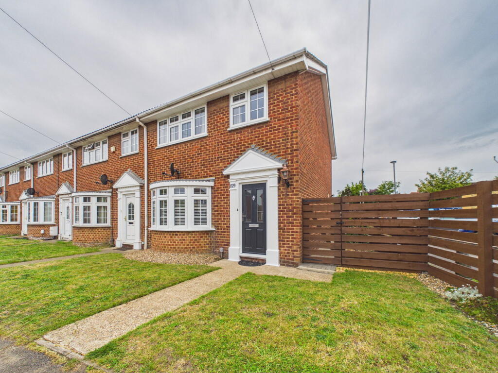 Main image of property: Cookham Road, Maidenhead, SL6