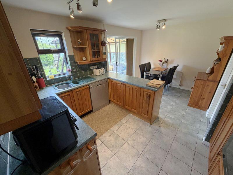 Pinewood Avenue - Bispham - FY2 0EF photo 2