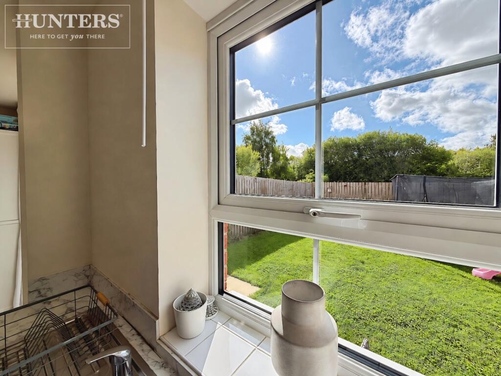 House in Barnsley, Royston - View 4