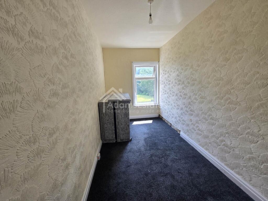 House in Kirklees, West Yorkshire - View 4