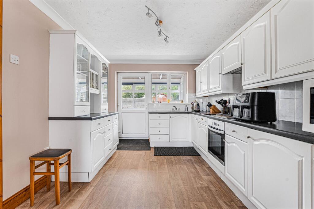 House in Plymouth, Cornwall - View 5