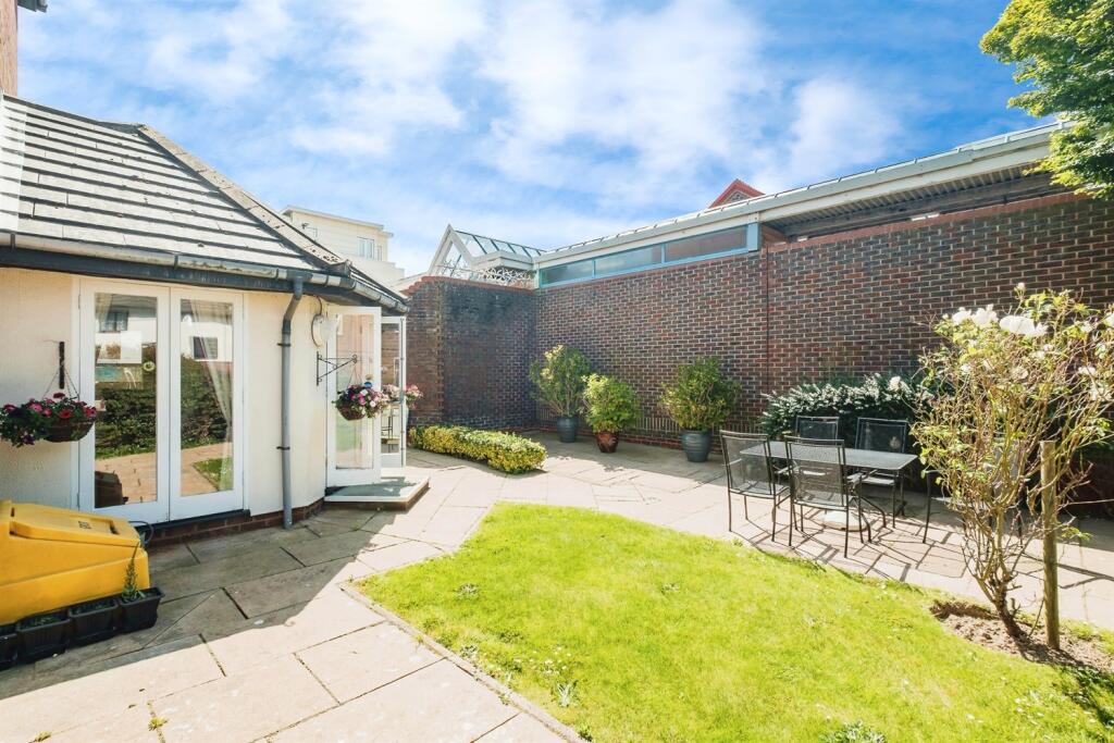 Property photo 10