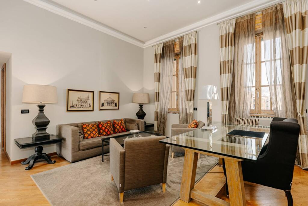 Main image of property: Lazio, Rome, Roma