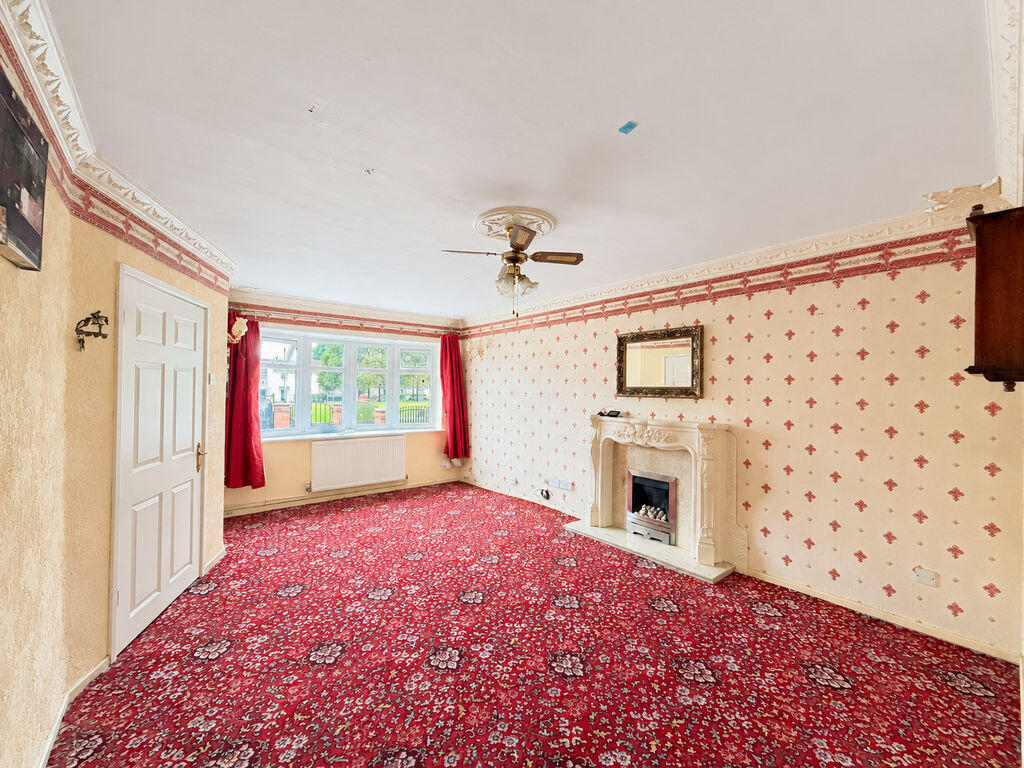 House in Walsall, West Midlands - View 2