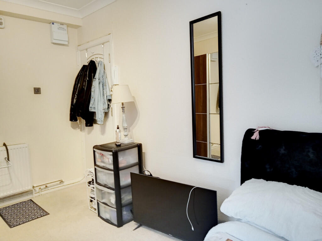 Additional image 8 of Knyveton Road, Bournemouth, Dorset, BH1