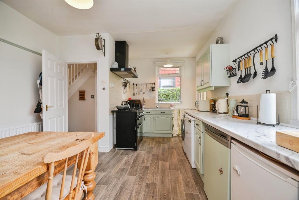 Imperial Crescent, Stockton-On-Tees - View 5