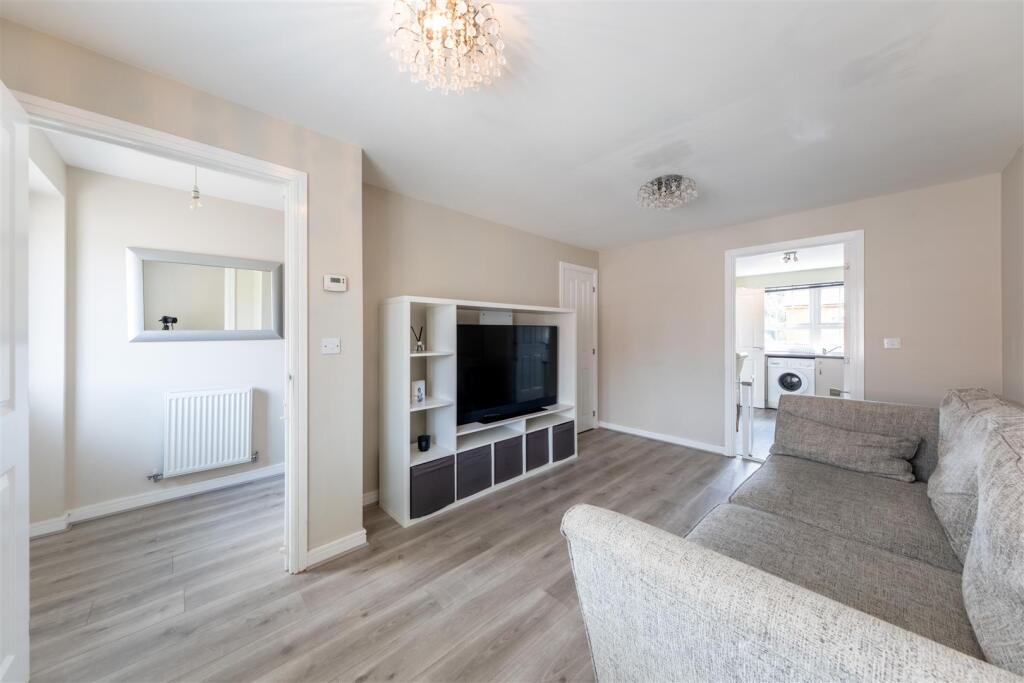 Hazelhurst Way, Tarporley photo 2