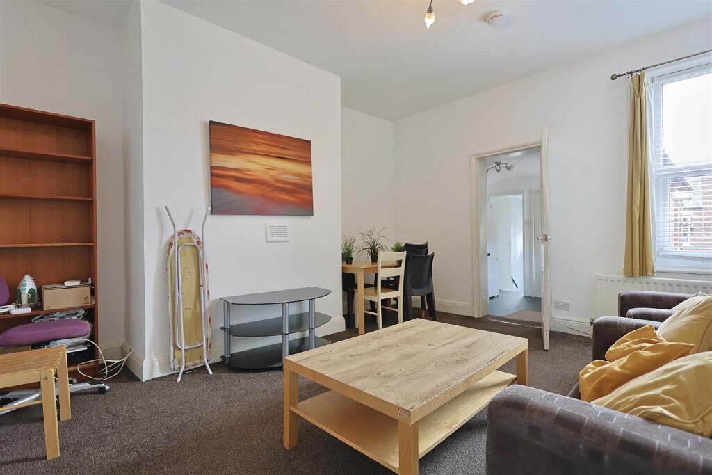 Apartment in Newcastle upon Tyne - More