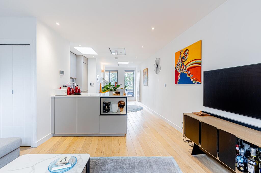 Apartment in London - View 4
