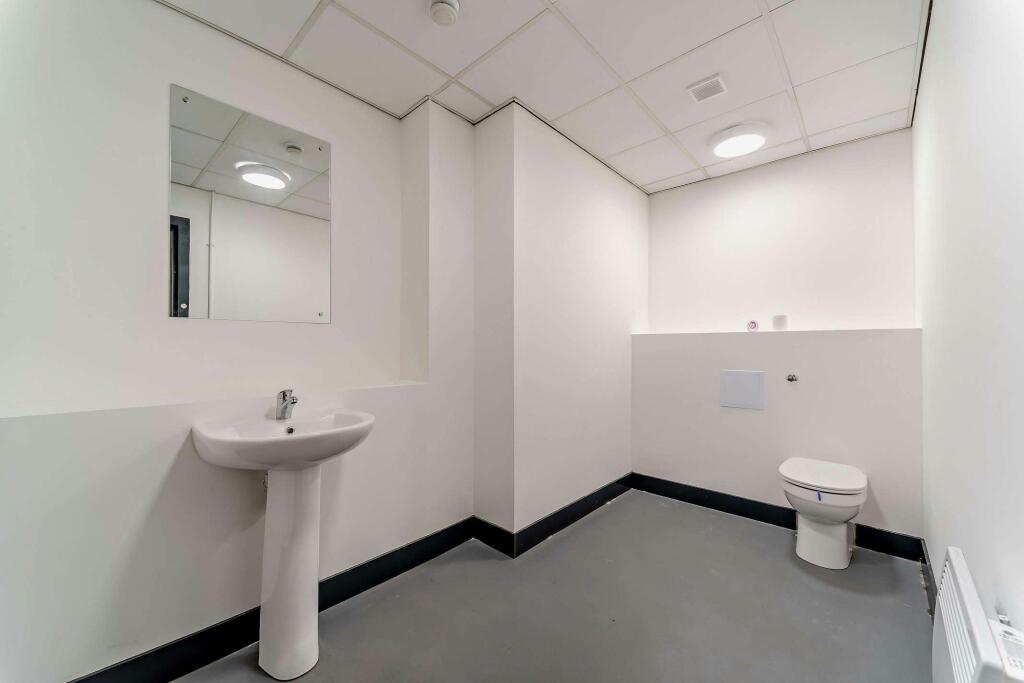 8705118-interior10-800.jpg