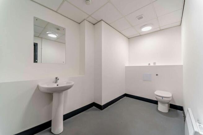 8705118-interior10-800.jpg
