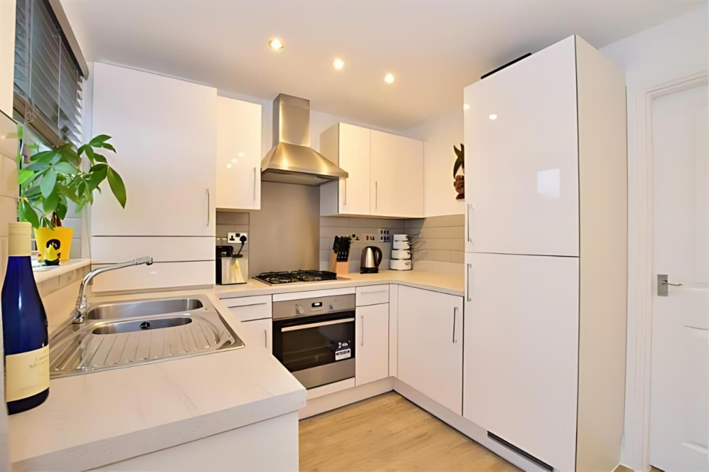 House in Dartford - View 2